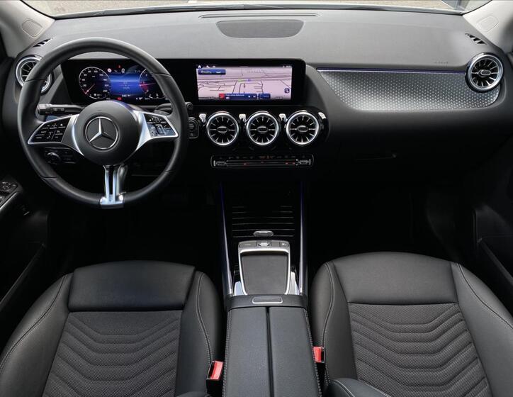 Mercedes-Benz Třídy B 12