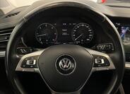 Volkswagen Touareg 16