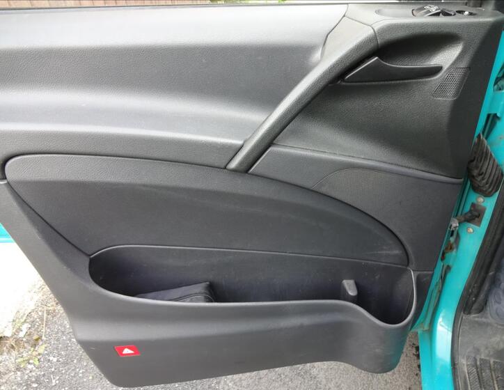 Mercedes-Benz Vito 18