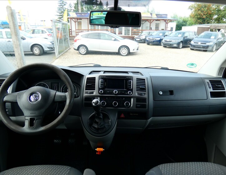 Volkswagen Transporter 11