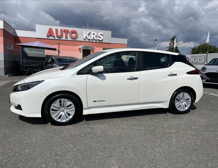 Nissan Leaf 9
