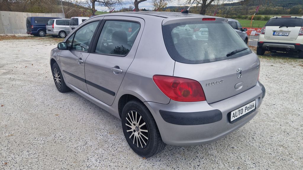 Peugeot 307