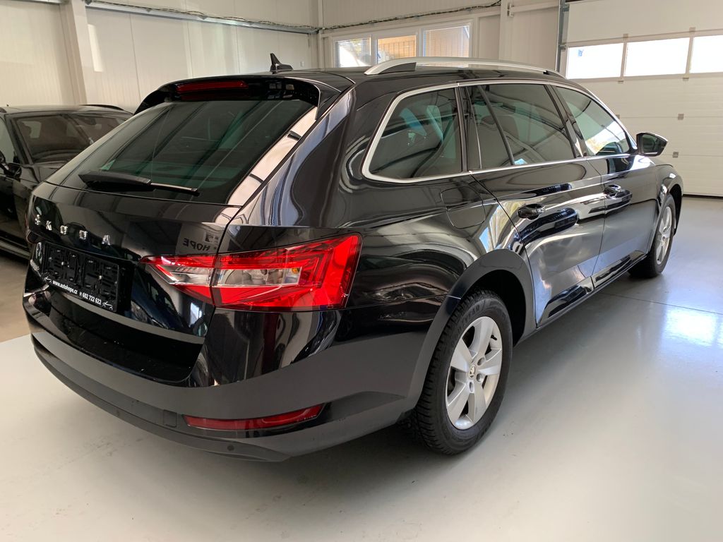 Škoda Superb