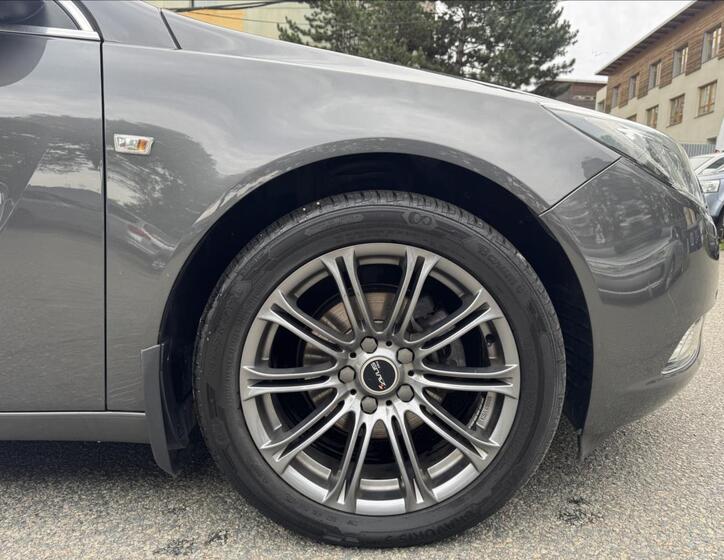 Opel Insignia 24