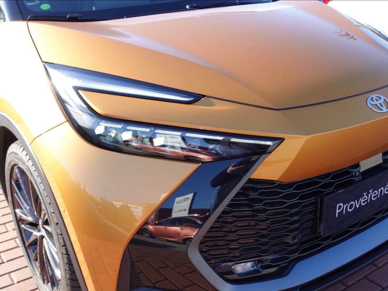 Toyota C-HR 34