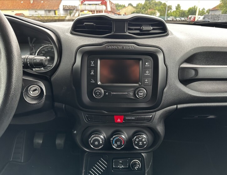 Jeep Renegade 17