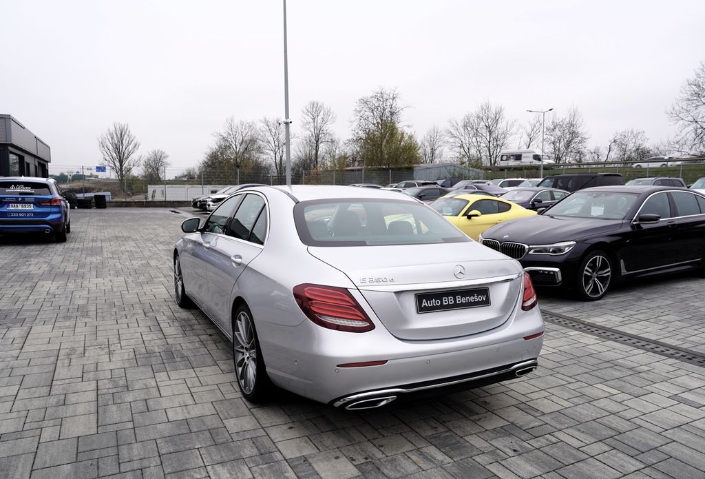 Mercedes-Benz Třídy E