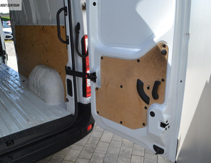 Renault Master 25