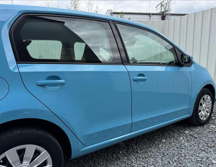 Volkswagen e-up! 17