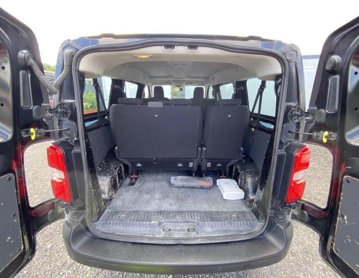 Peugeot Traveller 27