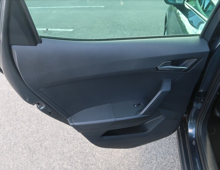 Seat Arona 17