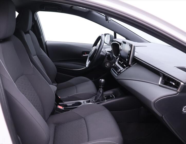 Toyota Corolla 12