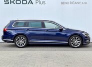 Volkswagen Passat 12