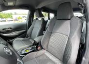 Toyota Corolla 16