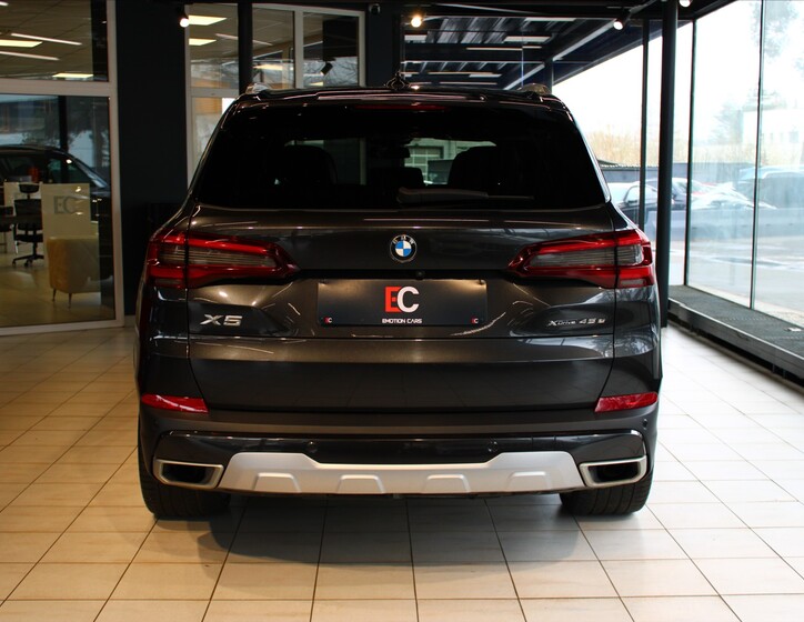 BMW X5 5