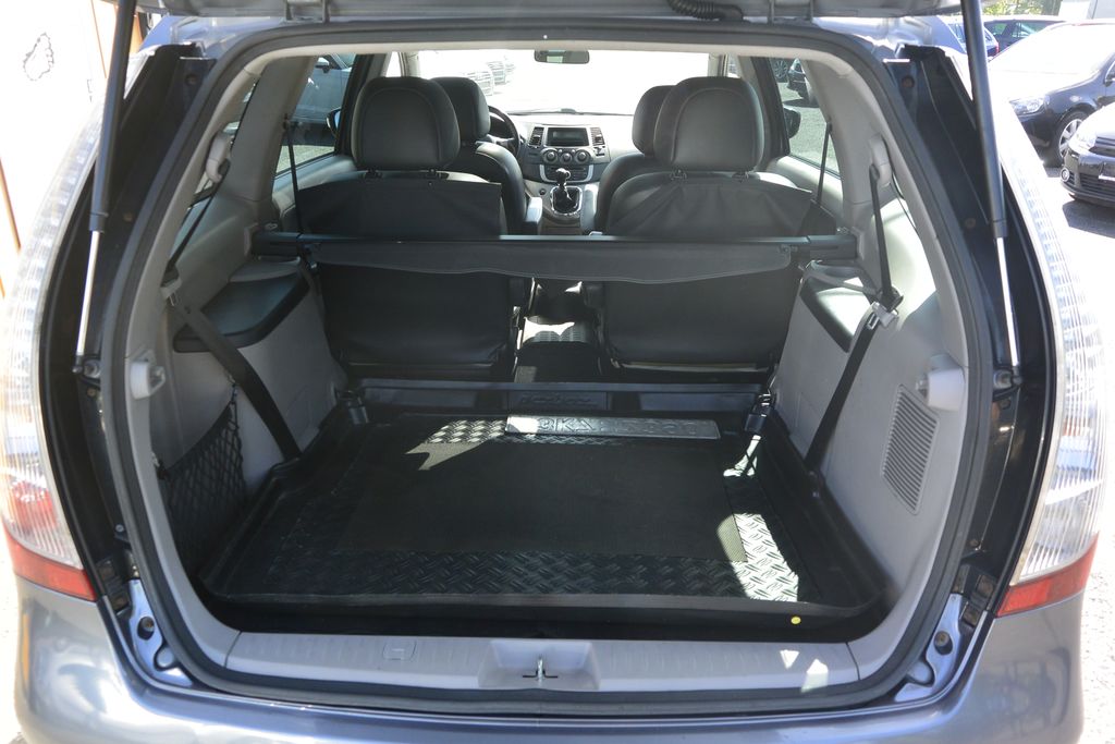 Mitsubishi Grandis