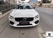 Volvo V90 11
