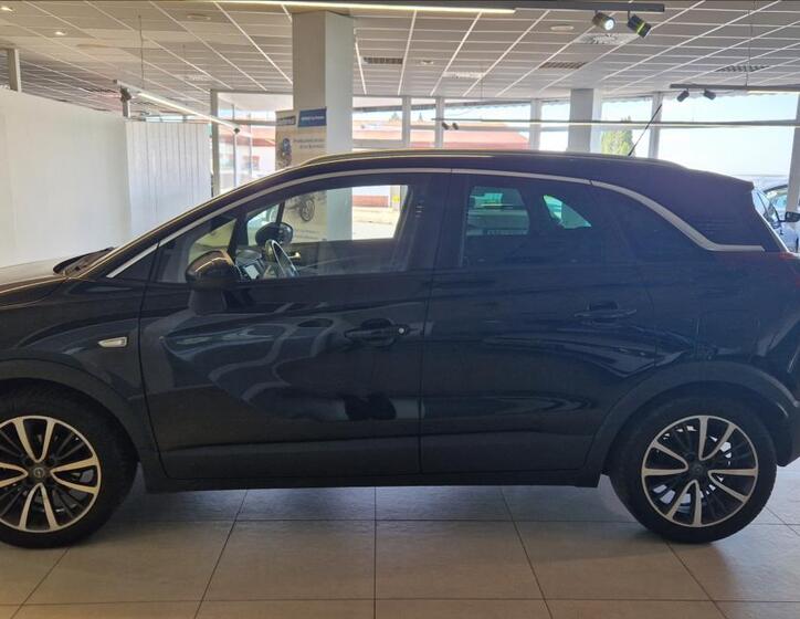 Opel Crossland X 8