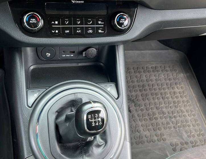 KIA Sportage 8