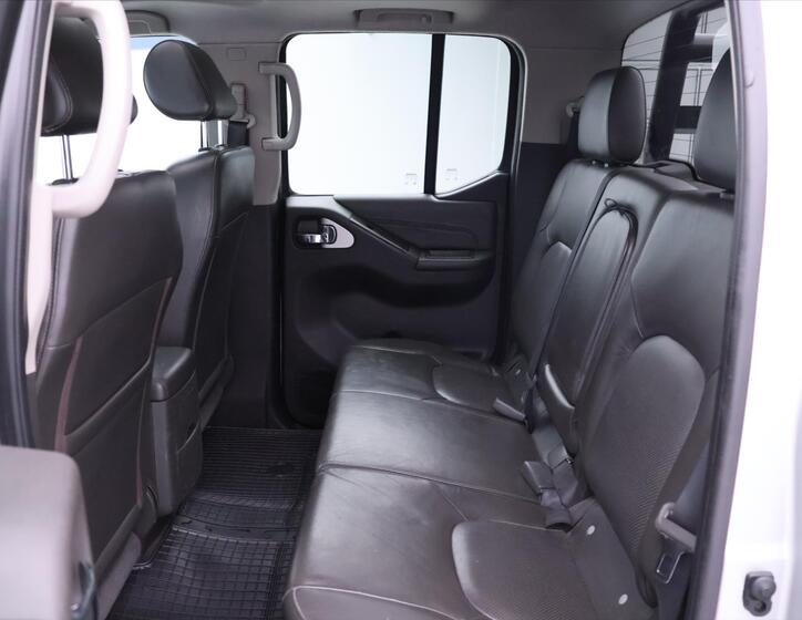 Nissan Navara 16