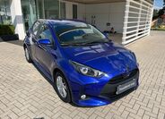 Toyota Yaris 8
