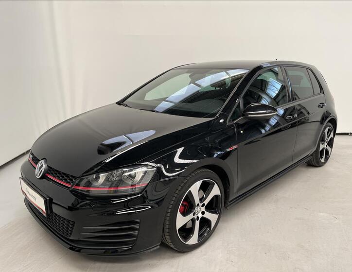 Volkswagen Golf 1