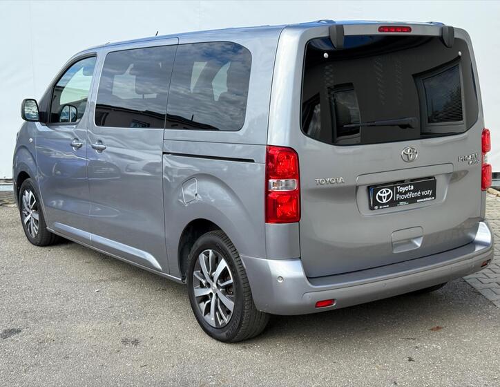 Toyota ProAce 4