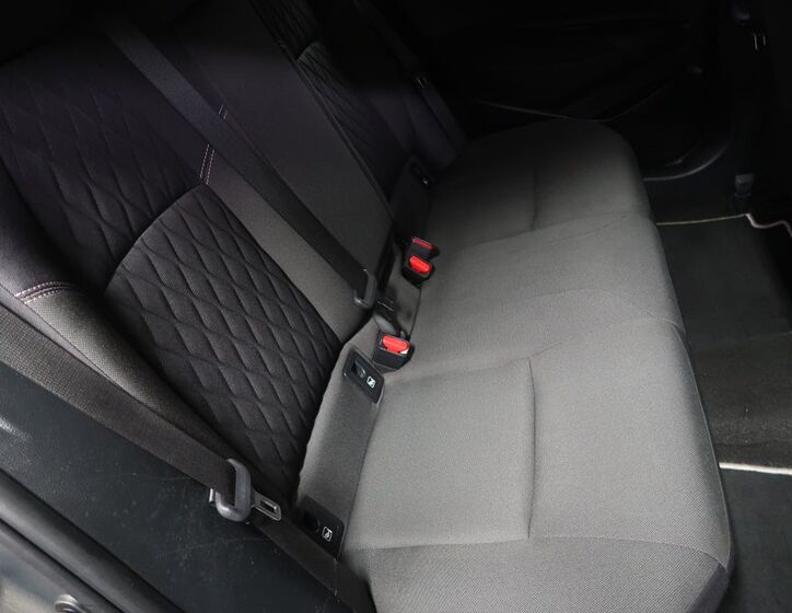Toyota Corolla 12