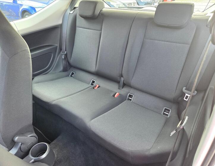 Volkswagen up! 10