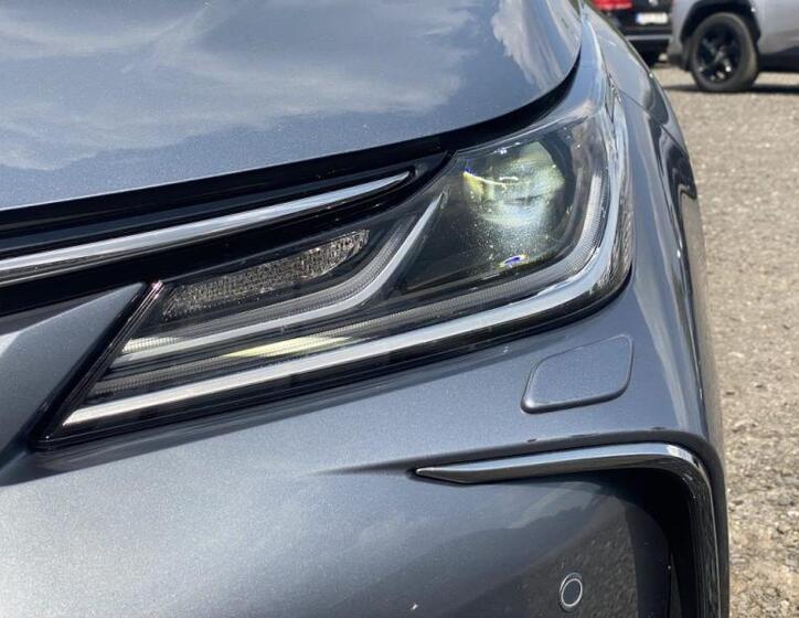 Toyota Corolla 8