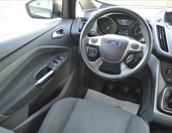 Ford C-MAX 26
