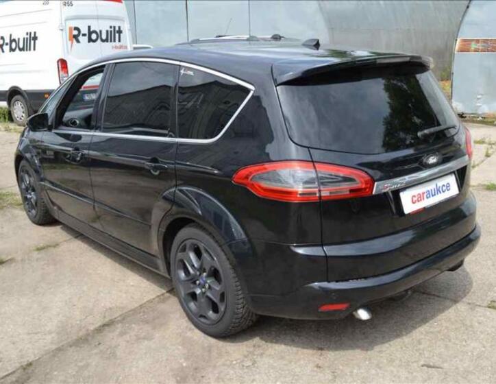Ford S-MAX 6