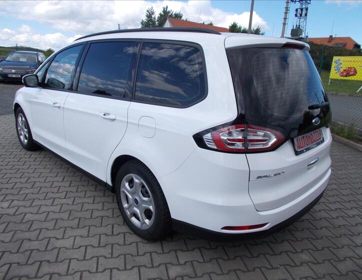 Ford Galaxy 10