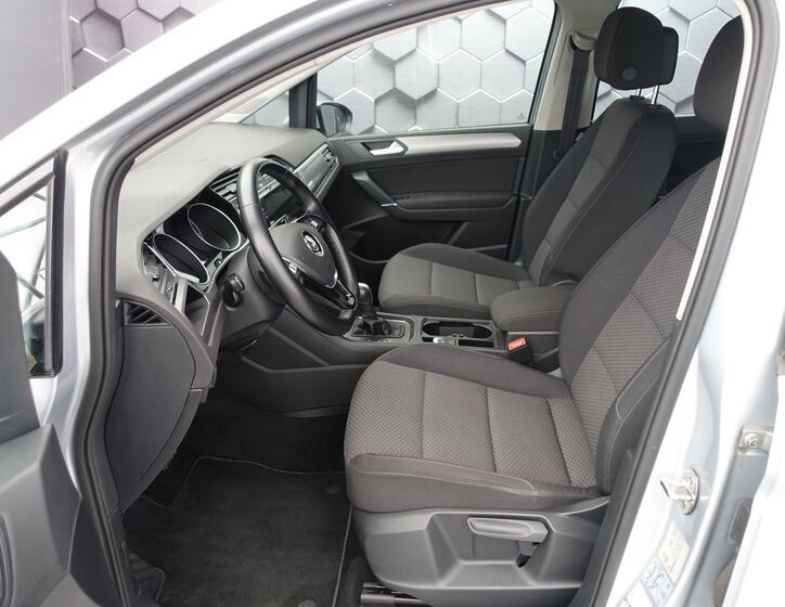 Volkswagen Touran 22