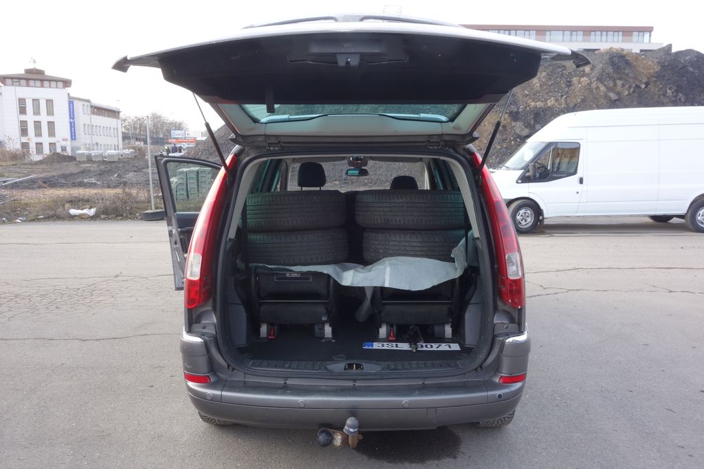 Peugeot 807
