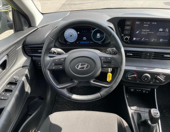 Hyundai i20 9