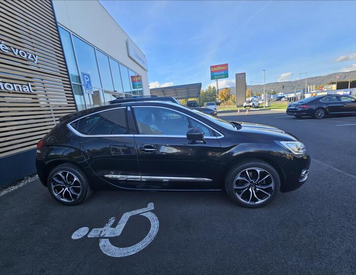 DS Automobiles DS4 16