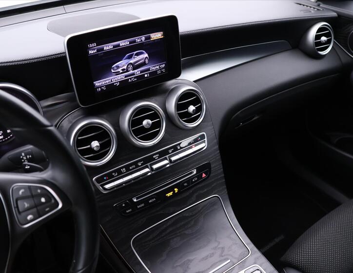 Mercedes-Benz GLC 29