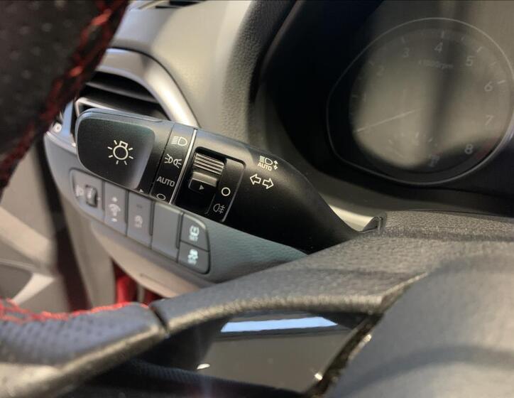 Hyundai i30 32