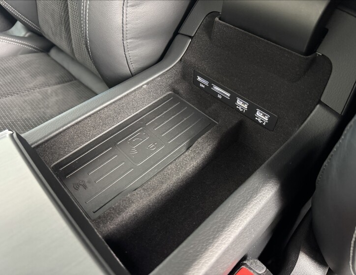 Audi A6 44