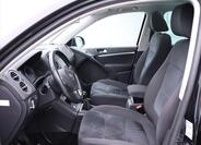 Volkswagen Tiguan 11