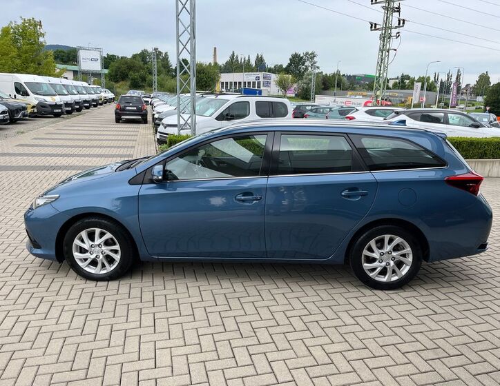 Toyota Auris 3
