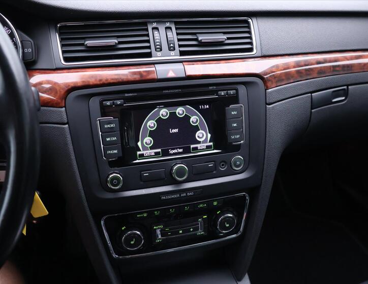 Škoda Superb 22