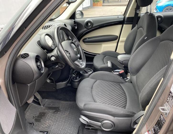 Mini Countryman 10