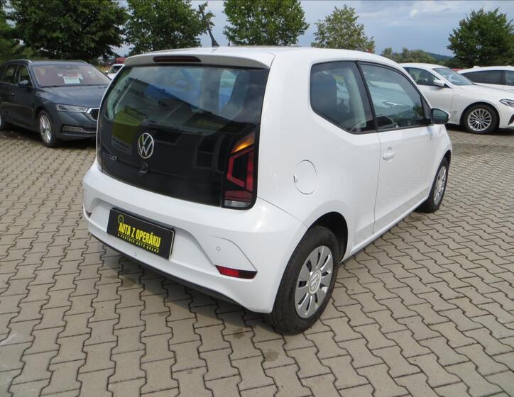 Volkswagen up! 7