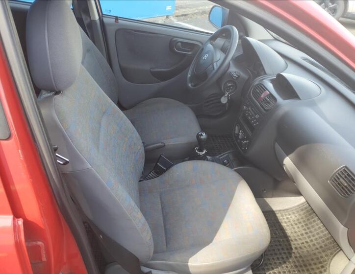 Opel Corsa 8