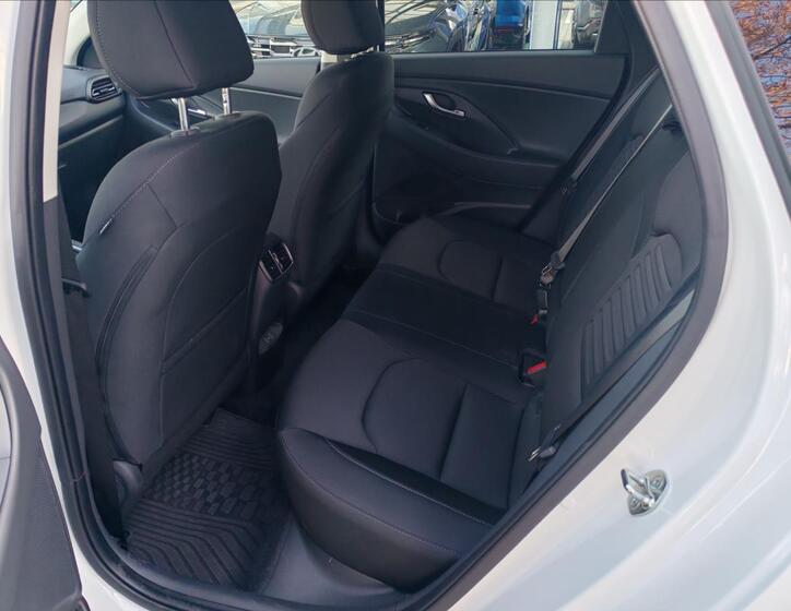 Hyundai i30 8
