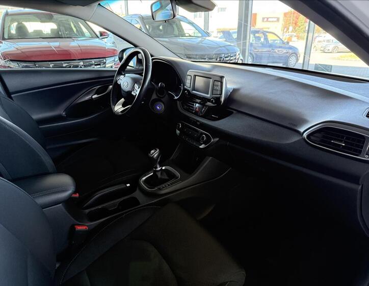 Hyundai i30 9