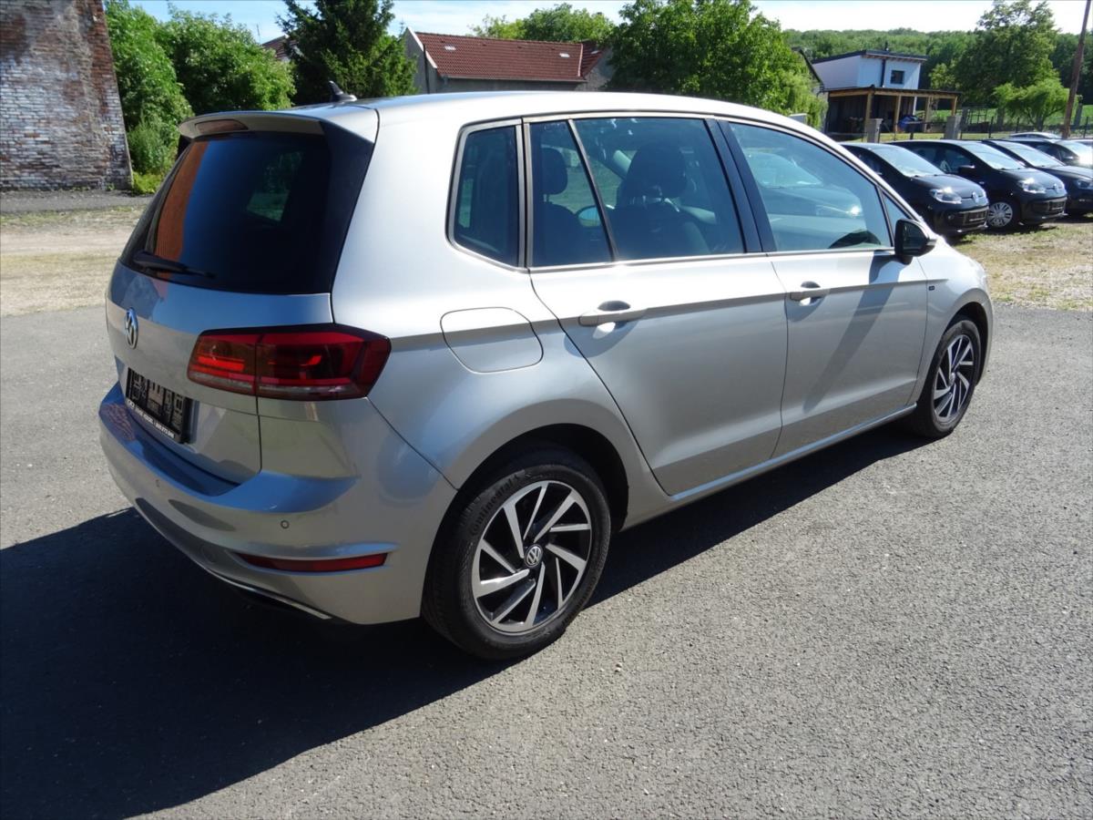 Volkswagen Golf Sportsvan