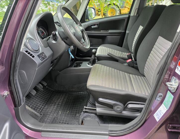 Fiat Sedici 9